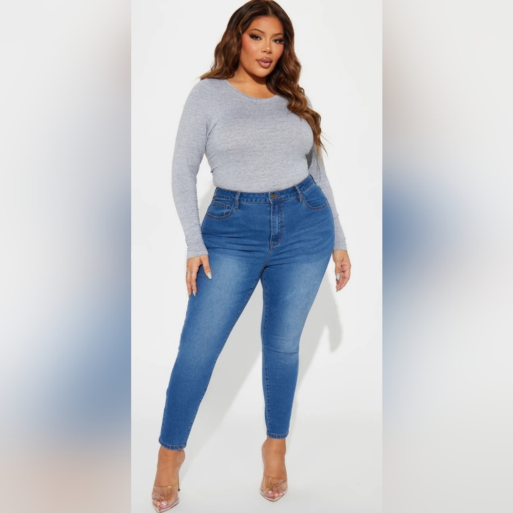 Fashion Nova Basic Women's Stretch Skinny Blue Jeans Size 14